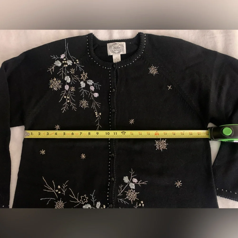 Stitches In Time NWT Black Snowflake Floral Cardigan Size L Beaded Embroidered - Picture 11 of 16